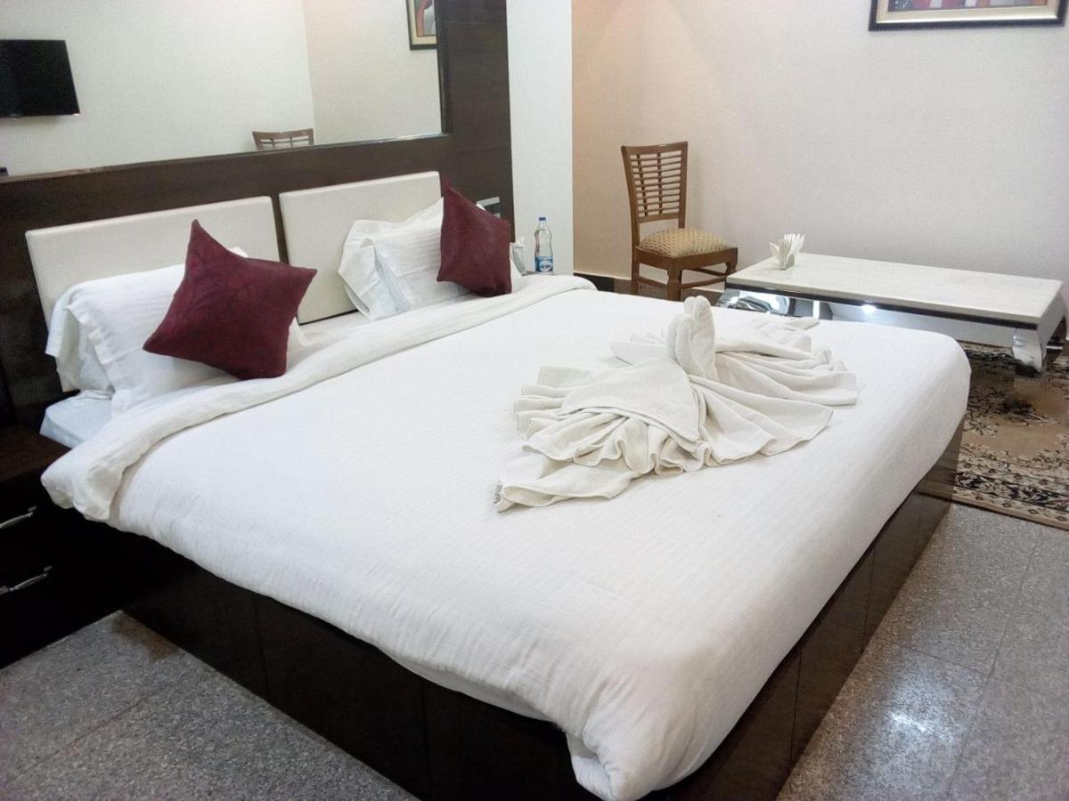 Arsh Residency Hotel Lucknow Exterior photo